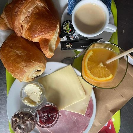 Homestay La Montagne Des Coeurs Eygenbilsen Kültér fotó