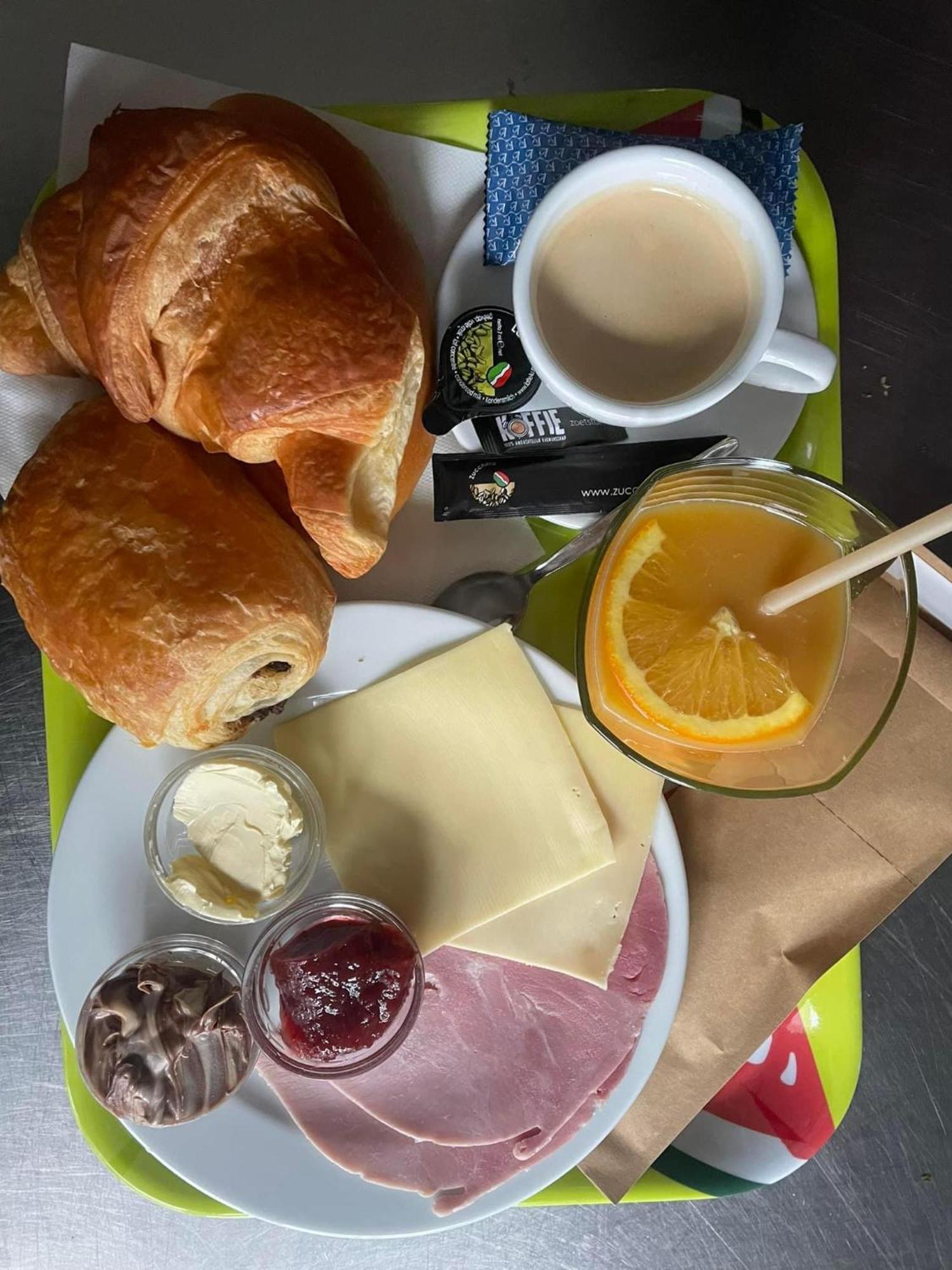 Homestay La Montagne Des Coeurs Eygenbilsen Kültér fotó